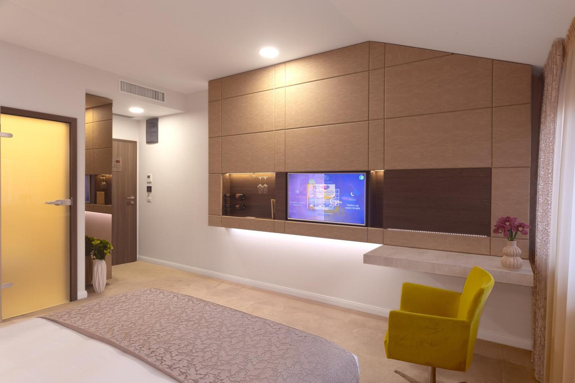 Hotel Vila Class Satu Mare Exterior foto